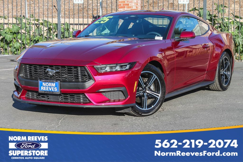 2025 Ford Mustang 2D Coupe