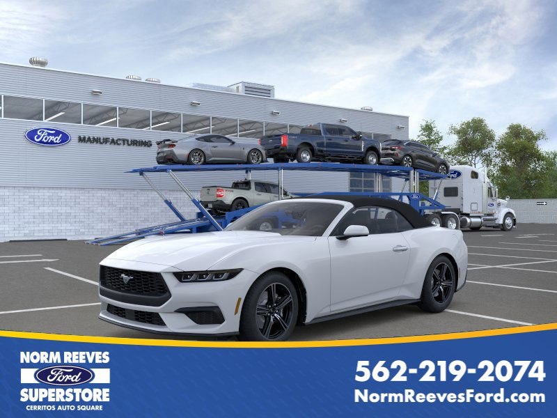 2025 Ford Mustang 2D Convertible