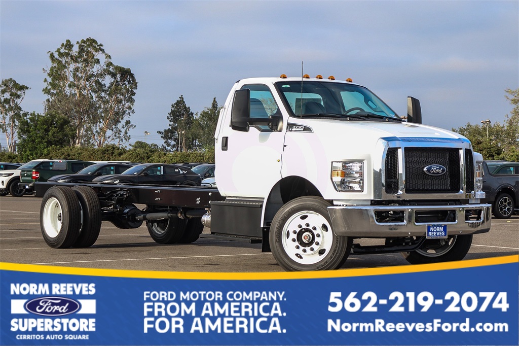 2026 Ford F-650SD 