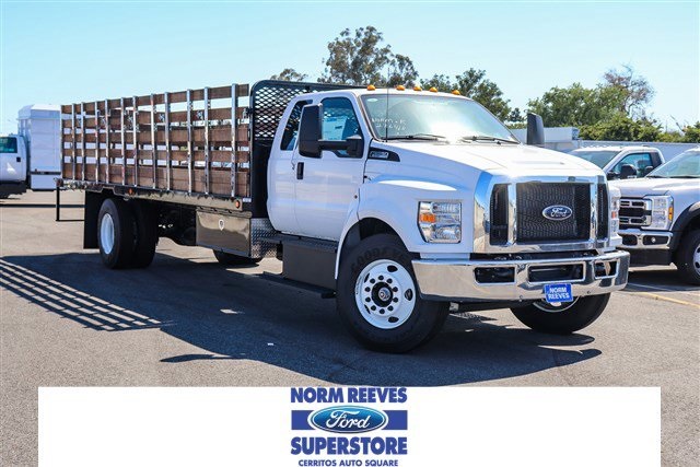 2025 Ford F-650SD Super Cab