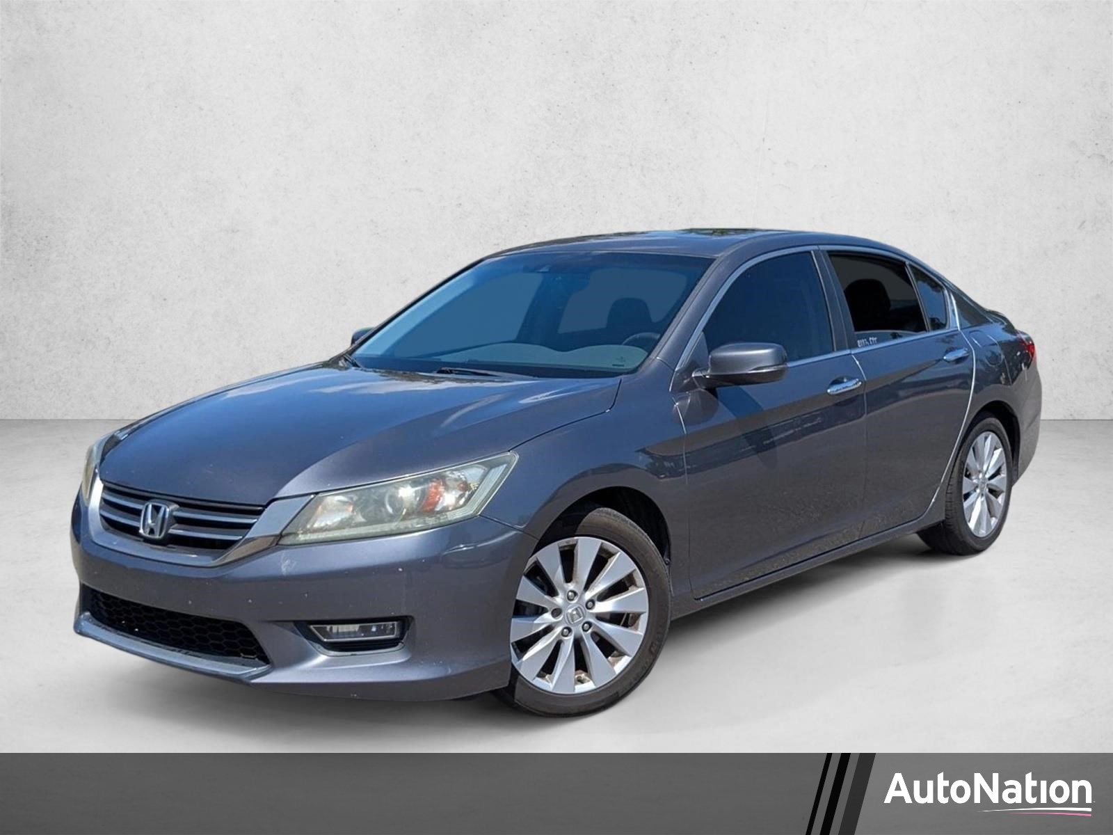 2013 Honda Accord Sedan 4-door Mid-Size Passenger Car