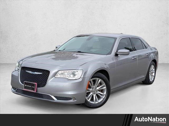 2017 Chrysler 300 4-door Large Passenger Car