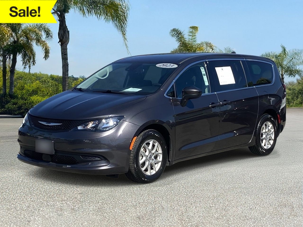 2023 Chrysler Voyager LX