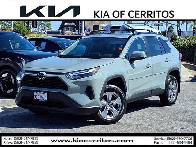 2022 Toyota RAV4 XLE