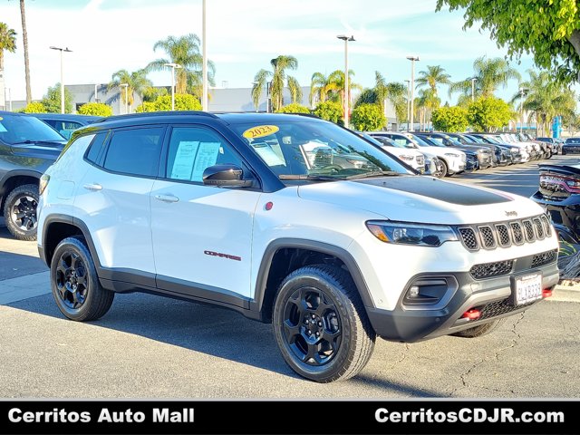 2023 Jeep Compass Trailhawk