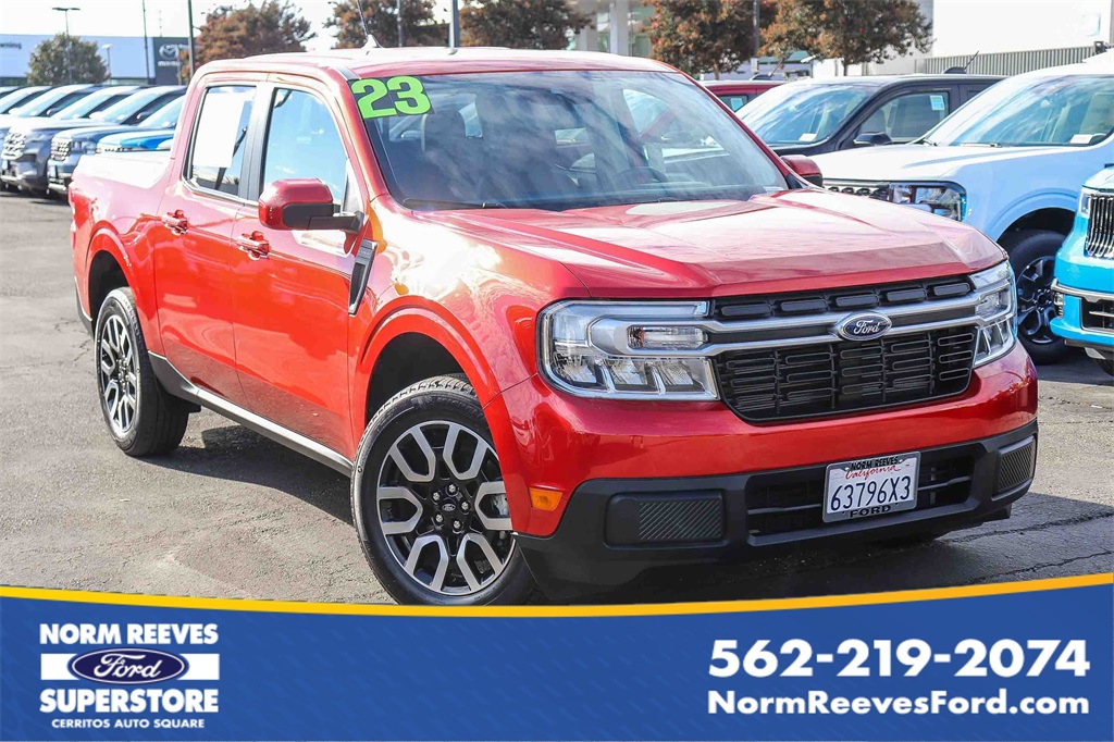 2023 Ford Maverick 4D Crew Cab