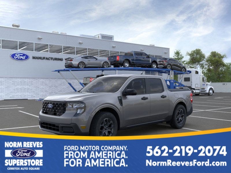 2025 Ford Maverick 4D Crew Cab
