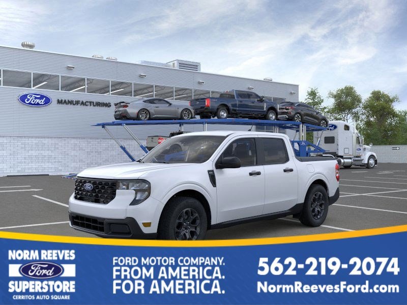2025 Ford Maverick 4D Crew Cab
