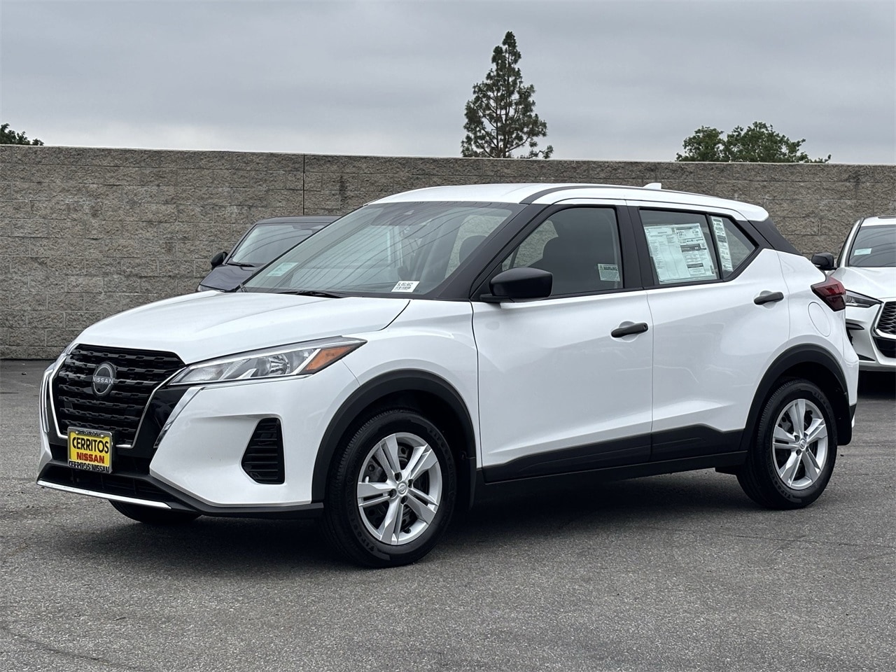 2025 Nissan Kicks Play S