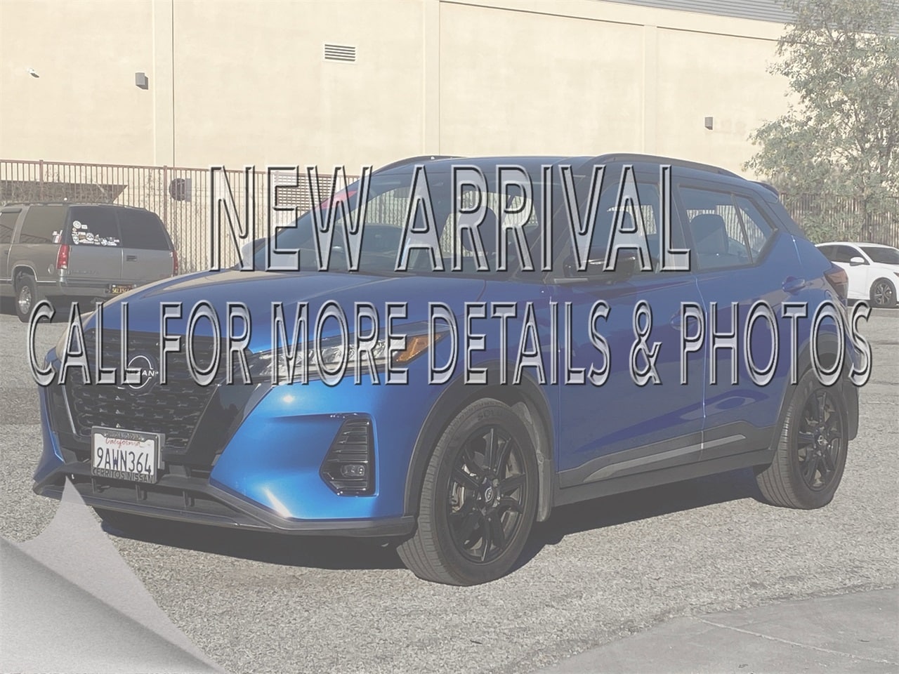 2022 Nissan Kicks SR