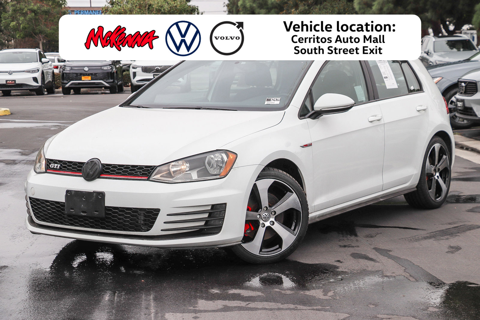 2016 Volkswagen Golf GTI 4D Hatchback