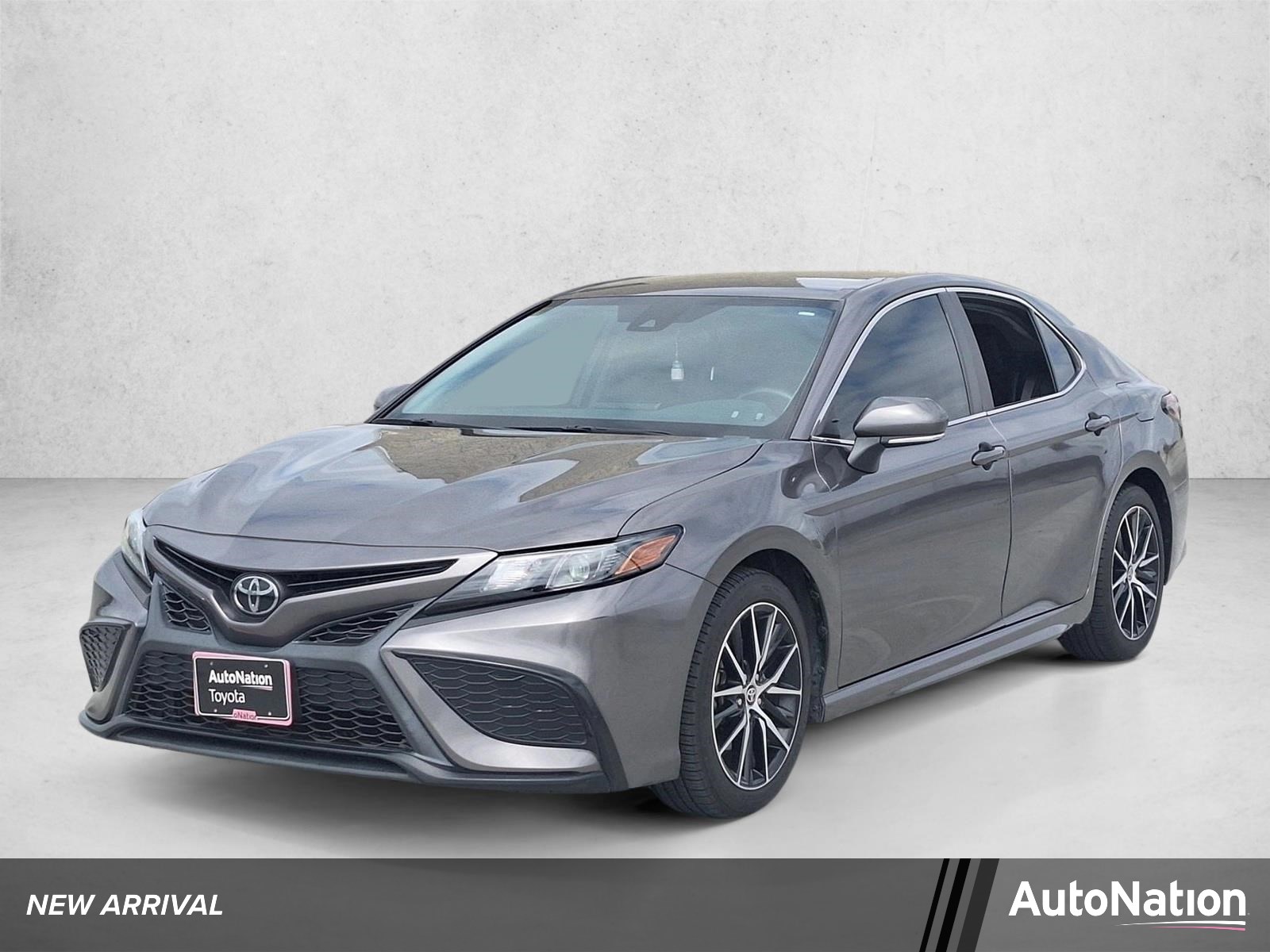 2023 Toyota Camry 4-door Mid-Size Passenger Car