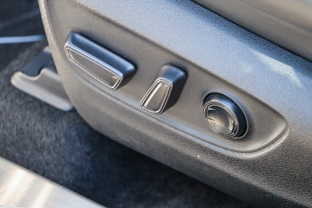 Slide 23 of 32