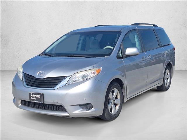 2012 Toyota Sienna 2WD Minivans