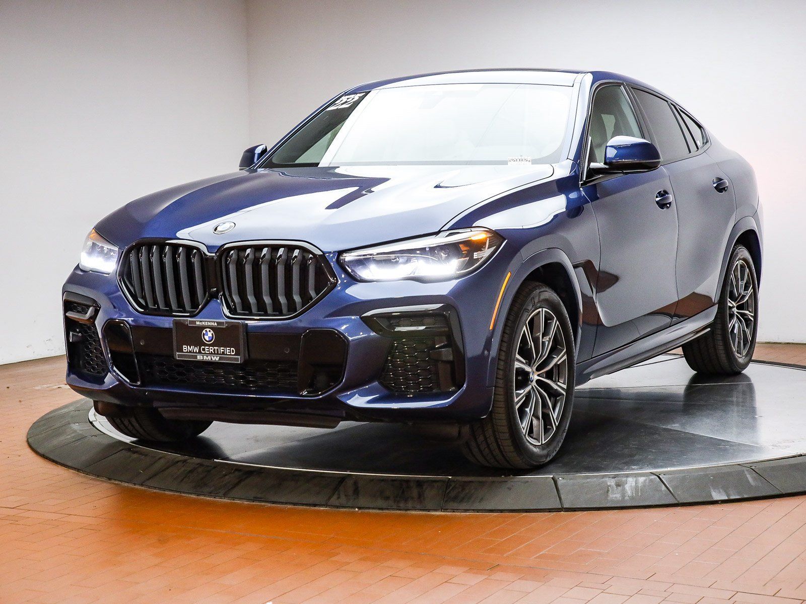 2022 BMW X6 4D Sport Utility
