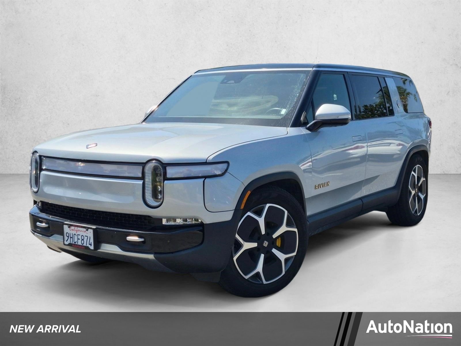 2023 Rivian R1S 4WD Sport Utility Vehicles