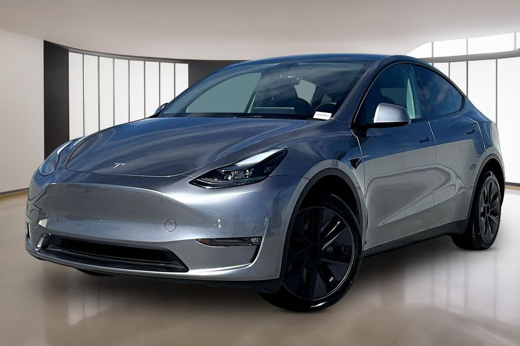 2025 Tesla Model Y 4D Sport Utility