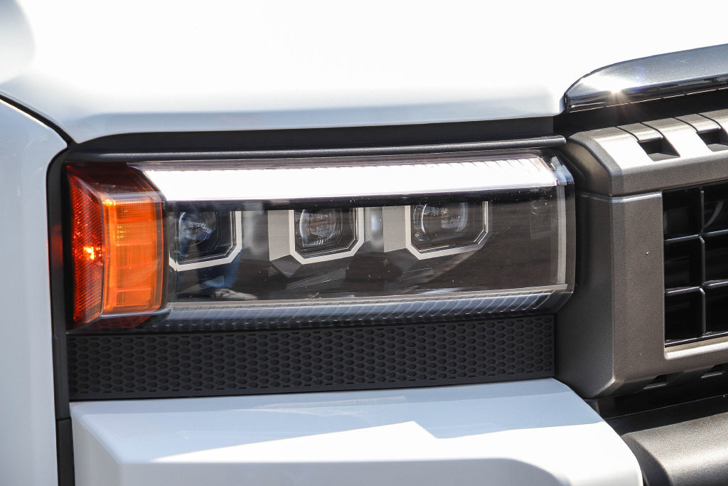 Slide 4 of 32