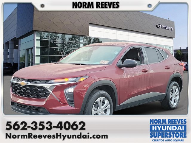 2025 Chevrolet Trax LS