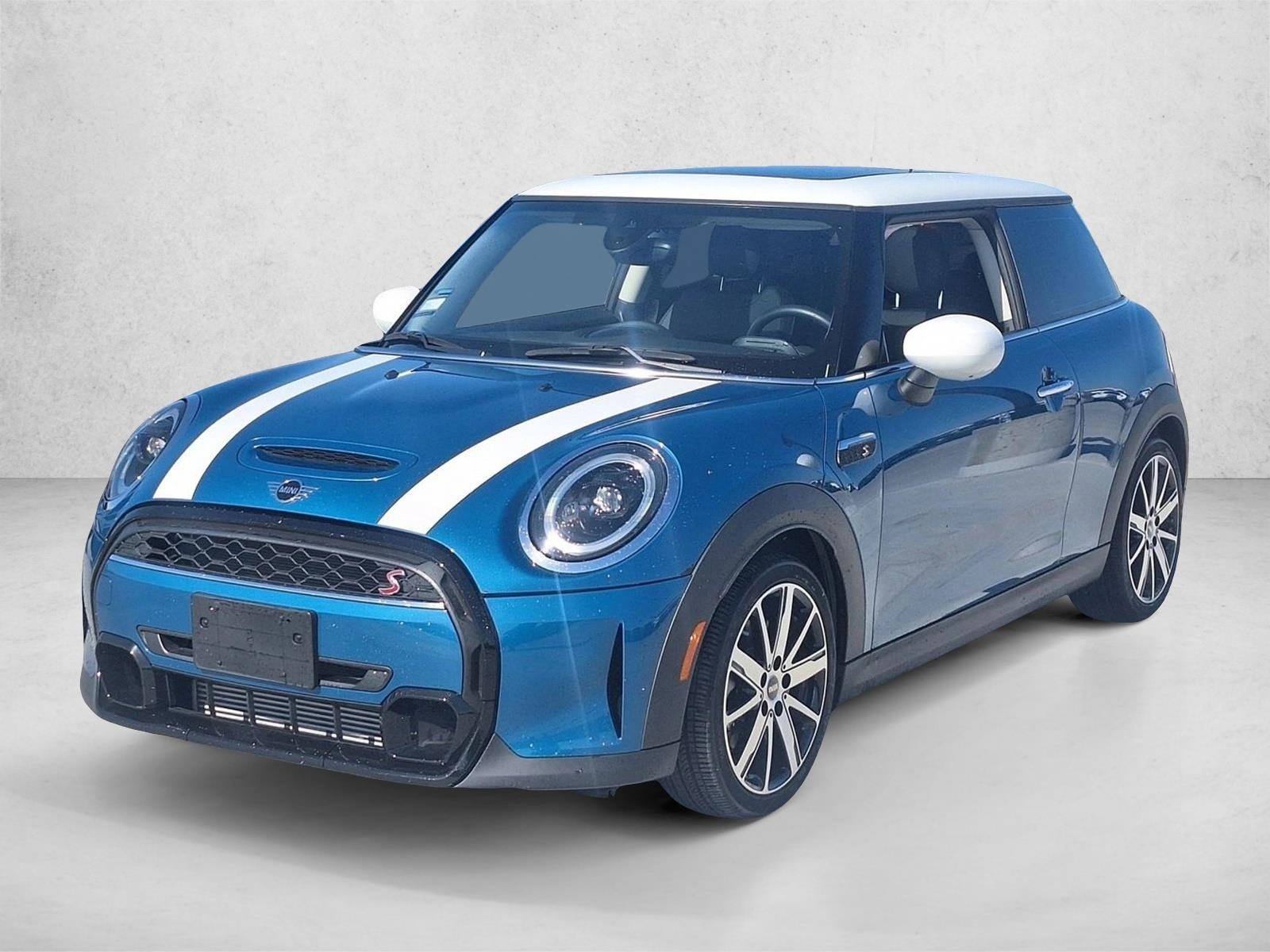 2024 MINI Hardtop 2-door Sub-Compact Passenger Car