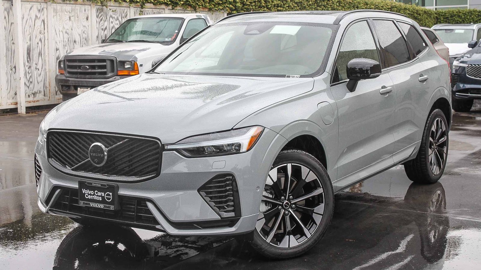 2026 Volvo XC60 Plug-In Hybrid 4D Sport Utility