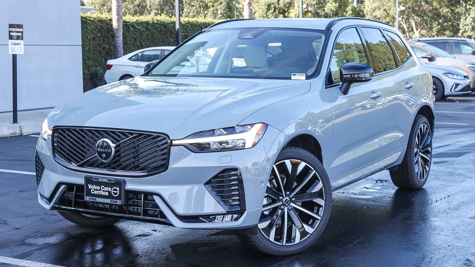 2026 Volvo XC60 4D Sport Utility
