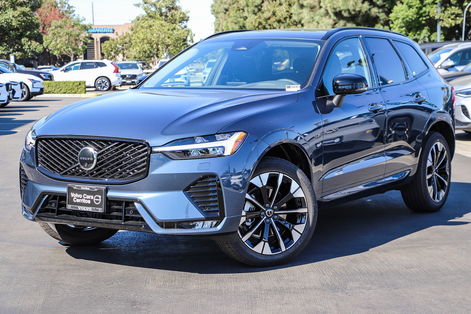 2027 Volvo XC60 4D Sport Utility