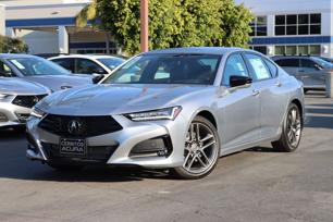 2025 Acura TLX