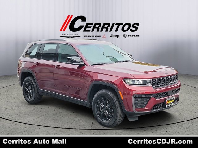 2026 Jeep Grand Cherokee Laredo Altitude