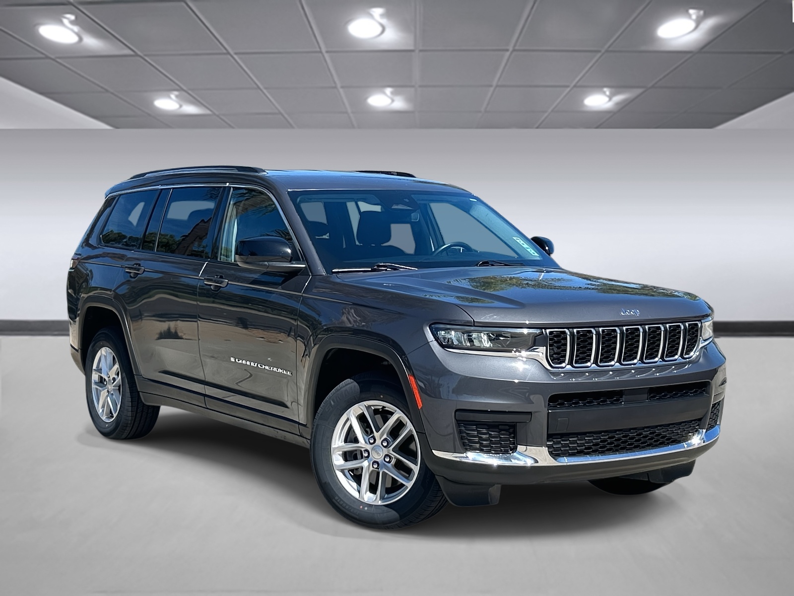 2022 Jeep Grand Cherokee L Laredo