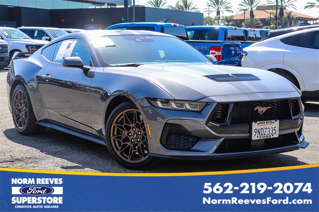 2024 Ford Mustang 2D Coupe