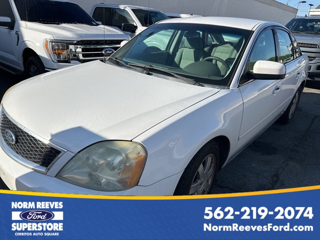 Ford Five Hundred 4D Sedan