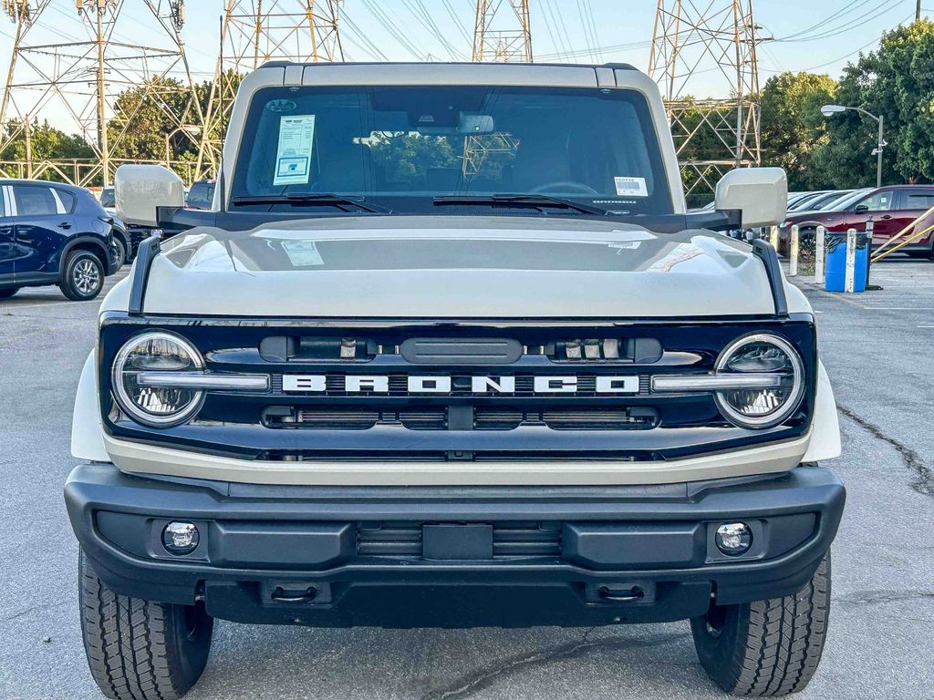2026 Ford Bronco Outer Banks 4x4's photo