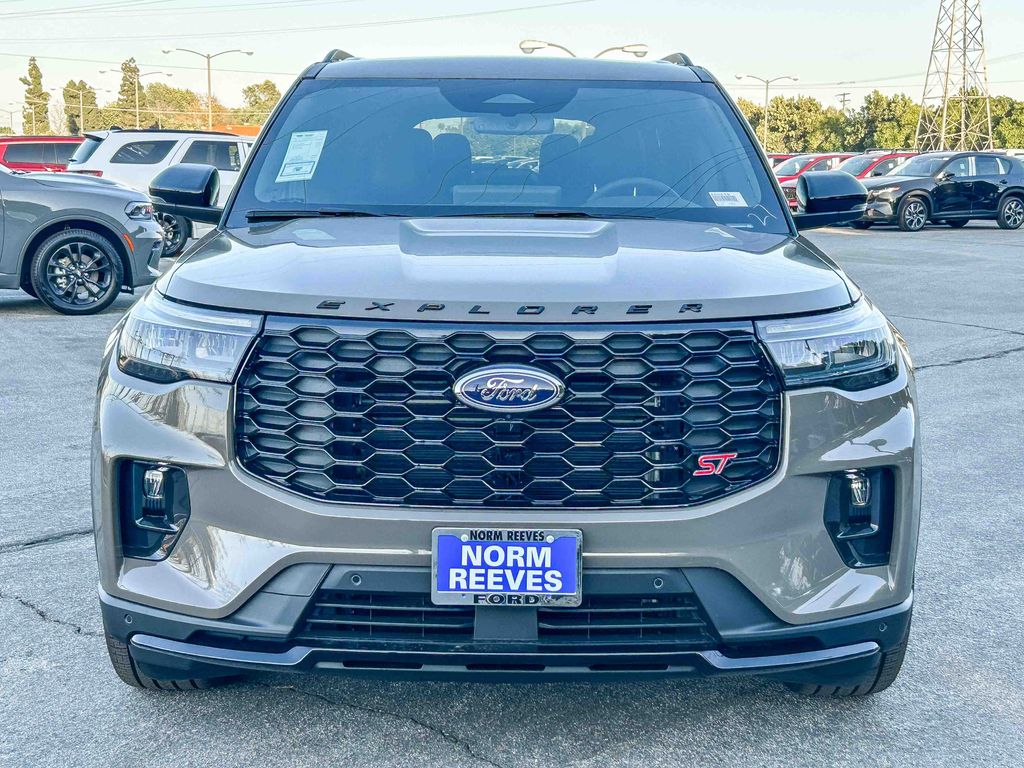 2026 Ford Explorer ST 4WD's photo