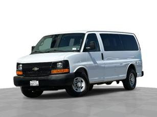 2013 Chevrolet Express Passenger 2500 LS