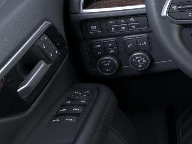 2026 Chevrolet Suburban LT - Photo 21