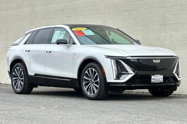 2024 Cadillac LYRIQ Sport 1