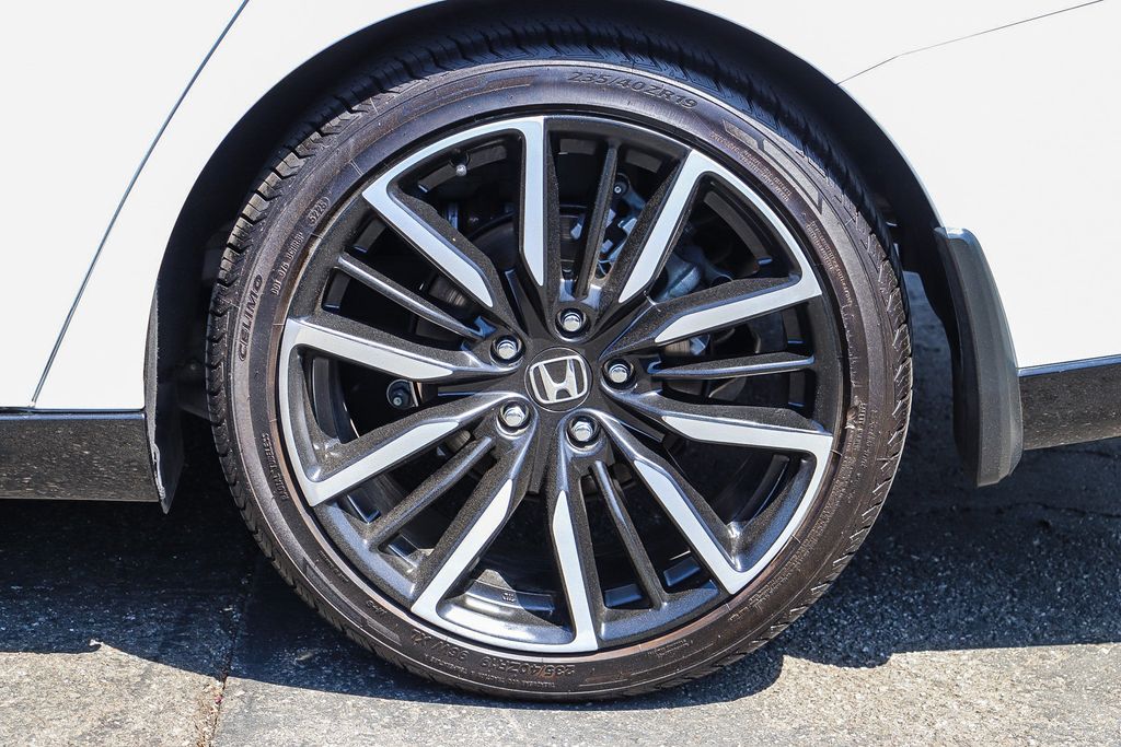 2025 Honda Accord Hybrid Touring - Photo 13