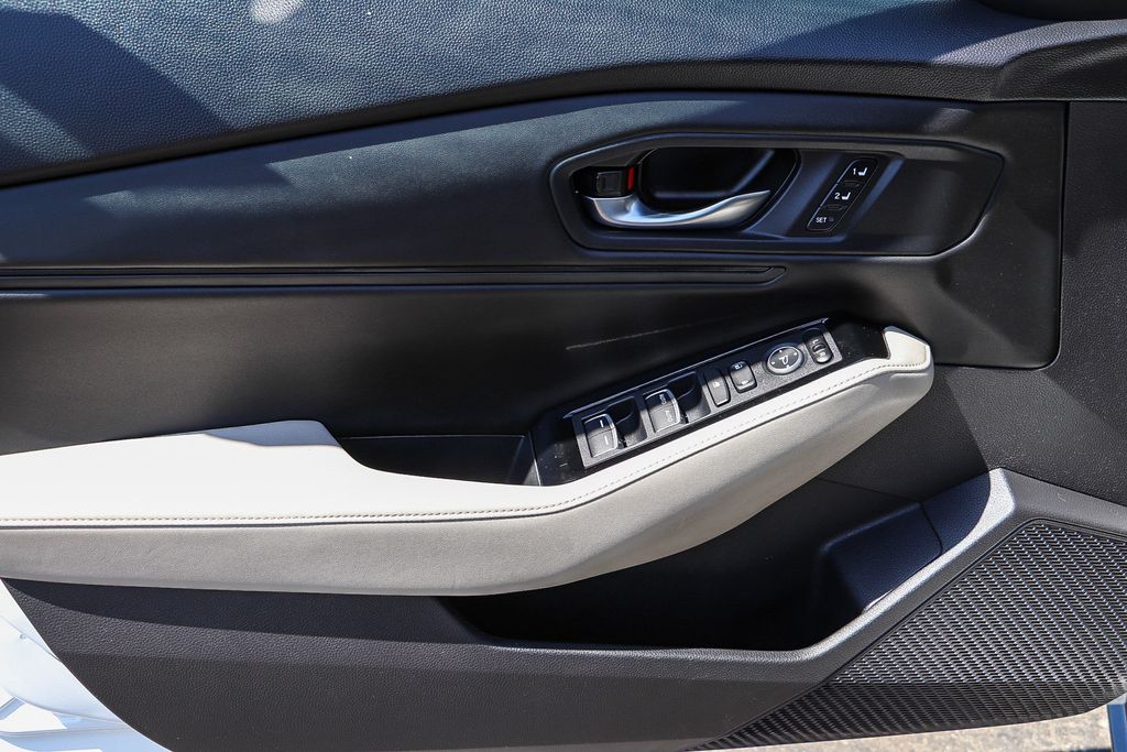 2025 Honda Accord Hybrid Touring - Photo 26