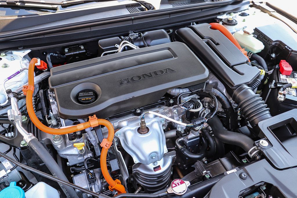 2025 Honda Accord Hybrid Touring - Photo 31