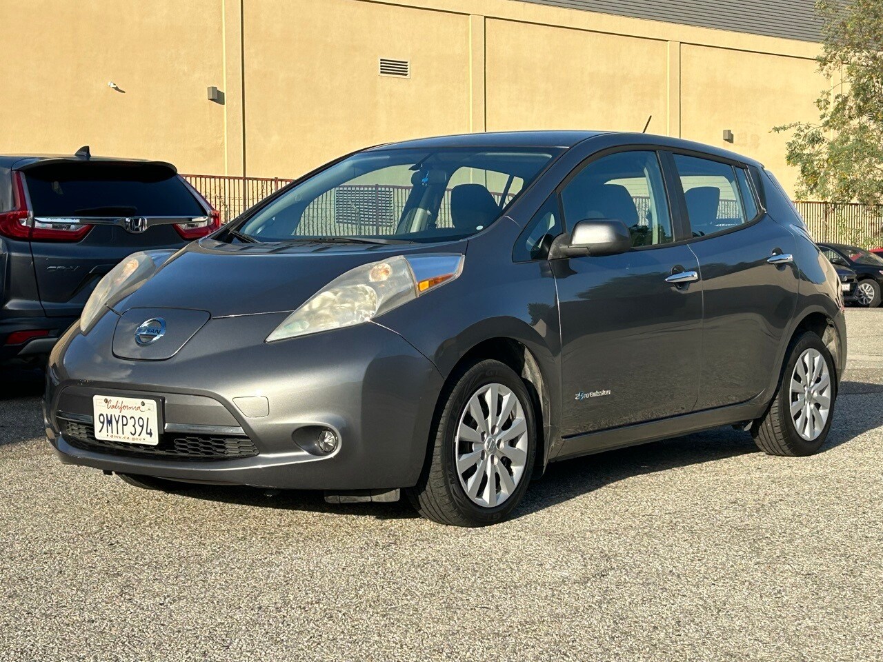 Nissan LEAF S