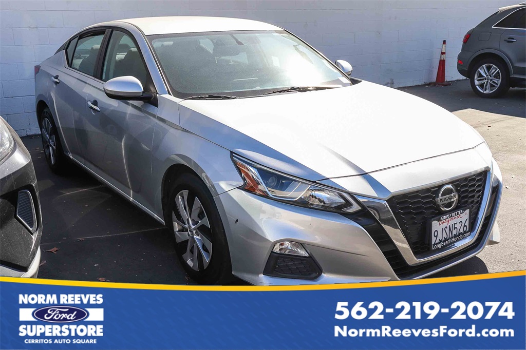 2020 Nissan Altima 4D Sedan