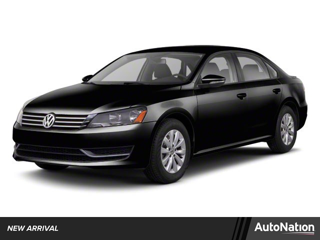 2012 Volkswagen Passat 4-door Mid-Size Passenger Car