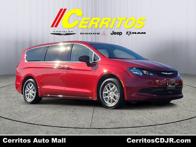 2026 Chrysler Voyager LX