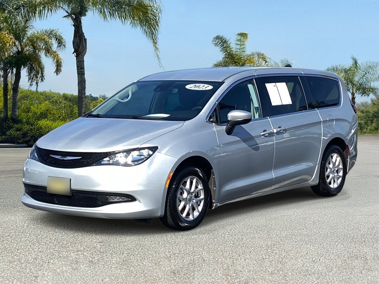 2023 Chrysler Voyager LX