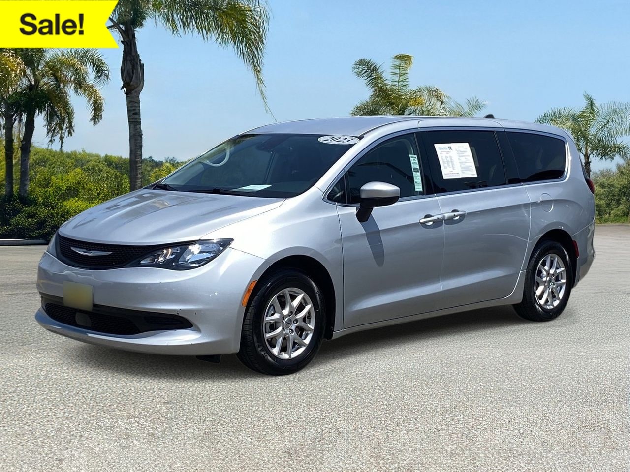 2023 Chrysler Voyager LX