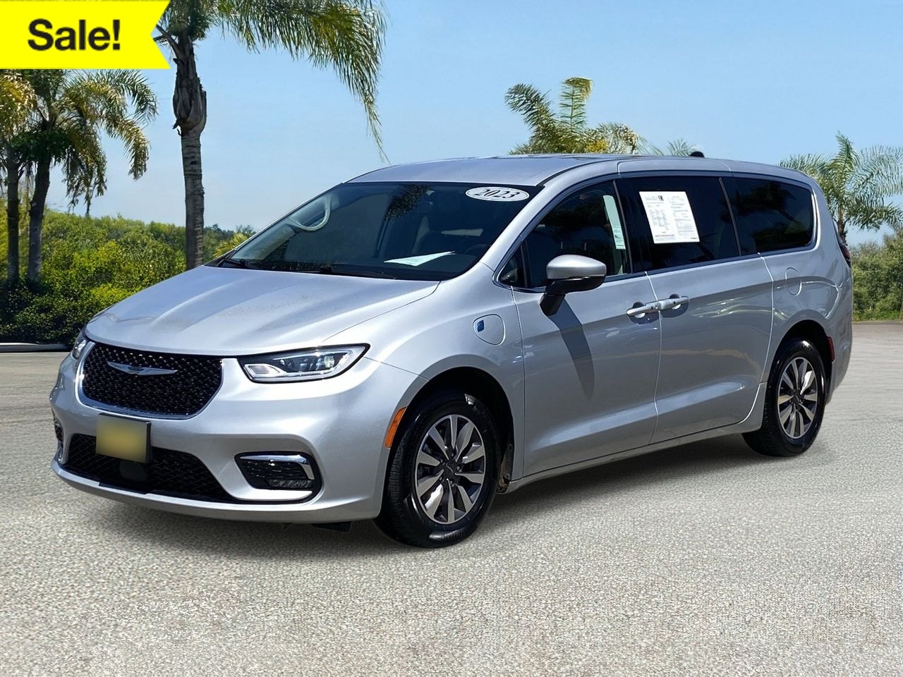 2023 Chrysler Pacifica Plug-In Hybrid Touring L