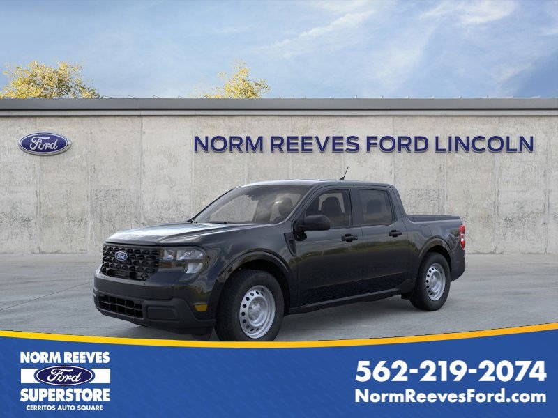 2025 Ford Maverick 4D Crew Cab