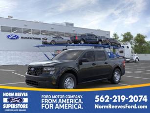2025 Ford Maverick 4D Crew Cab