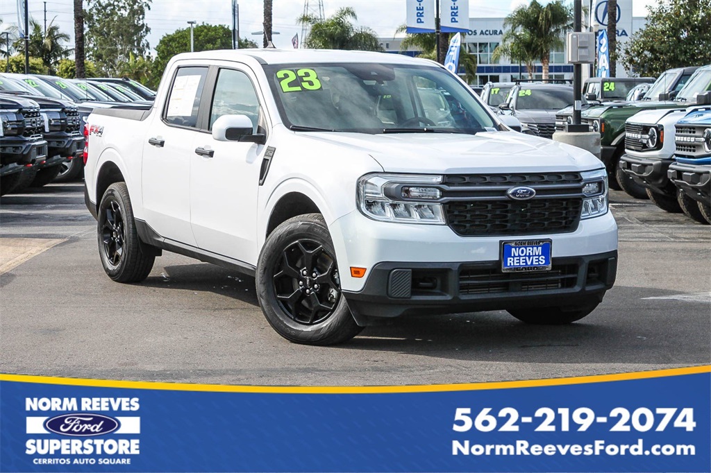 2023 Ford Maverick 4D Crew Cab